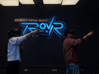 Nikmati Arena Virtual Reality Saat Perayaan Tahun Baru di Aston Priority Simatupang