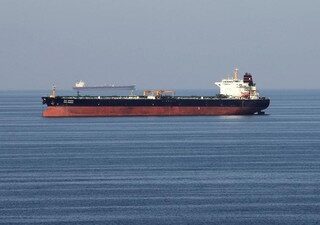 Hanya Tanker Negara-Negara Ini Yang Boleh Melewati Selat Hormuz
