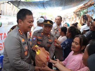 Jaga Kota Bekasi On The Spot; Blusukan Humanis Kapolres Kota Bekasi Berinteraksi dengan Warga
