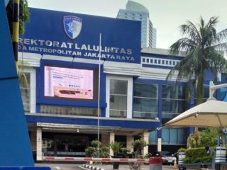 Patgulipat Oknum Petugas Patok Tarif Haram Nomor Pilihan diluar PNBP